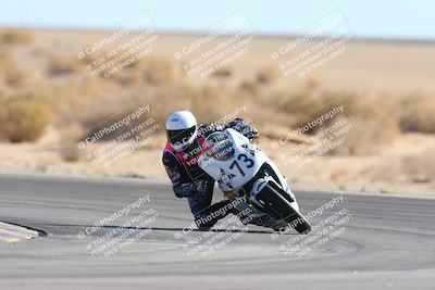 media/Jan-10-2025-CVMA Friday Practice (Fri) [[489e0da257]]/Group 4 and Trackday/Session 4 (Turn 16)/